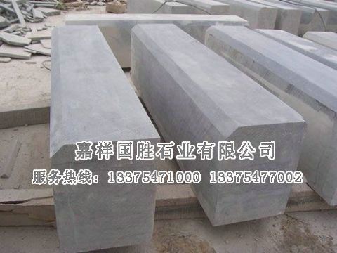 點(diǎn)擊查看詳細(xì)信息<br>標(biāo)題：路沿石 閱讀次數(shù)：2300
