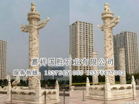 點(diǎn)擊查看詳細(xì)信息<br>標(biāo)題：漢白玉華表 閱讀次數(shù)：2172